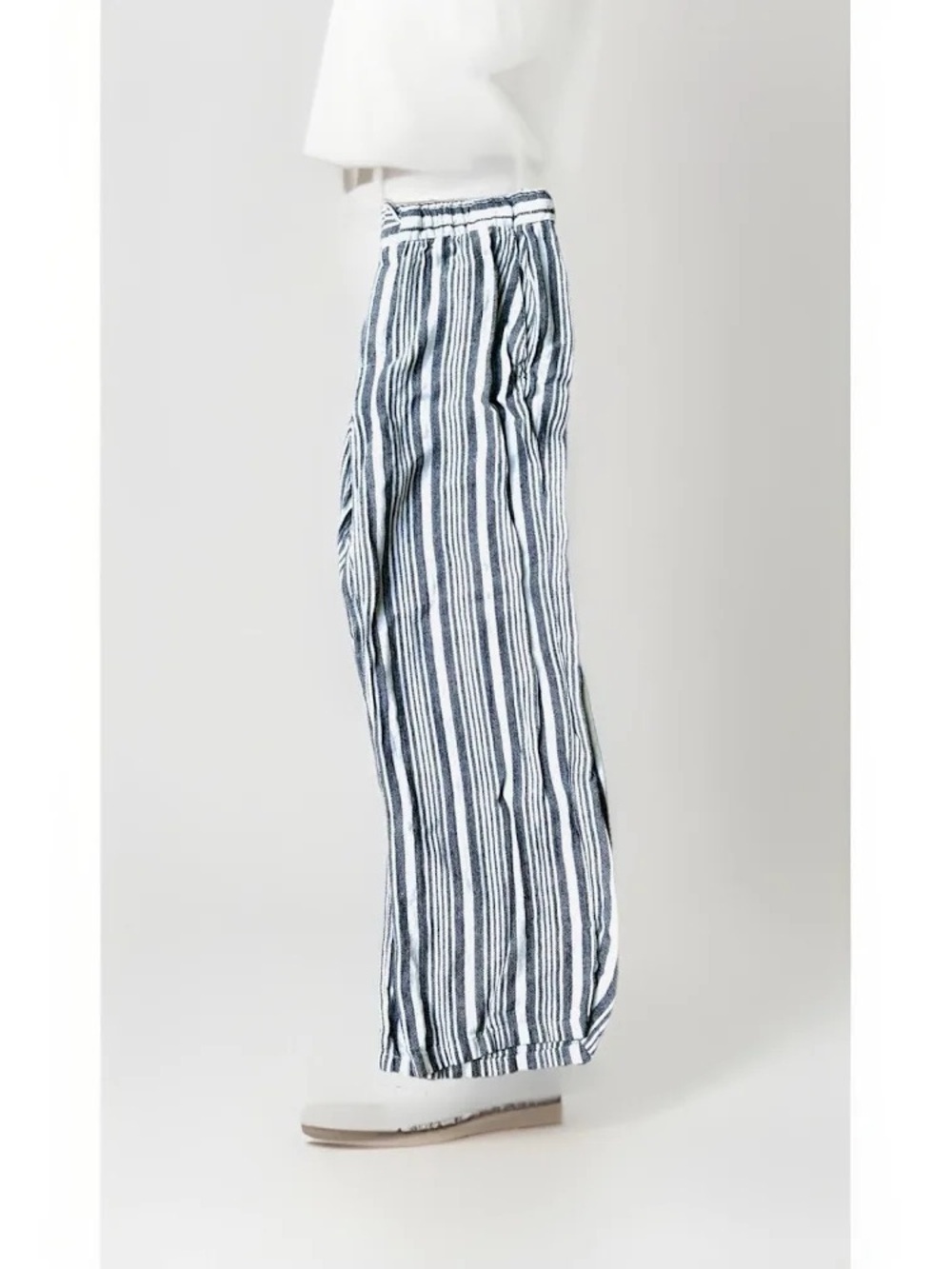 High-Waisted Striped Linen-Blend Wide-Leg Pants - Picture 2 of 6